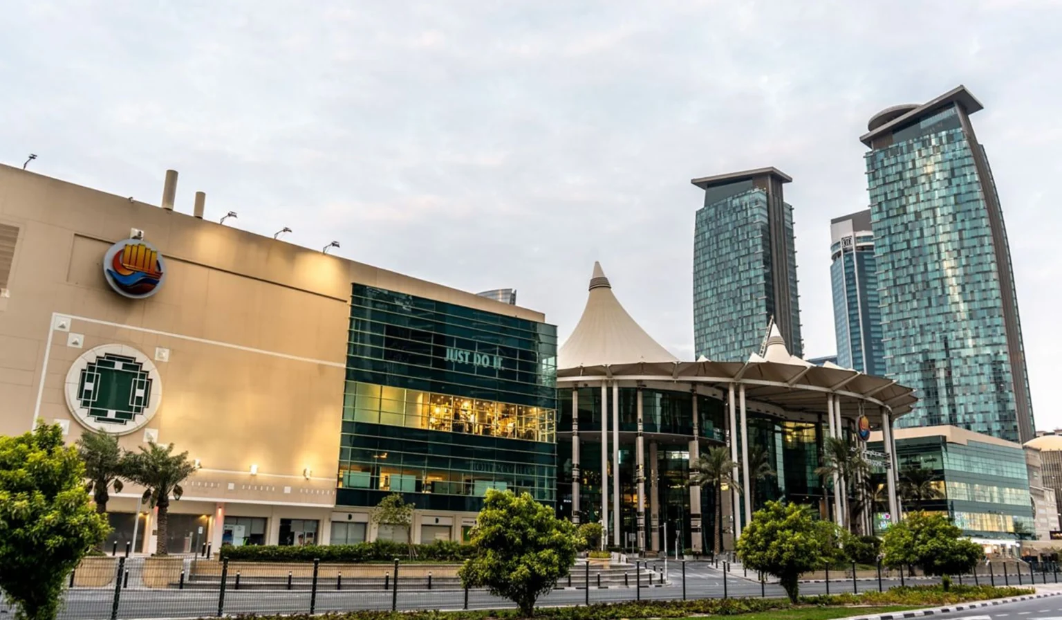 JW Marriott Marquis City Center Doha Welcomes Stefan Cirkovic as the NewAssistant Director of Food & Beverage